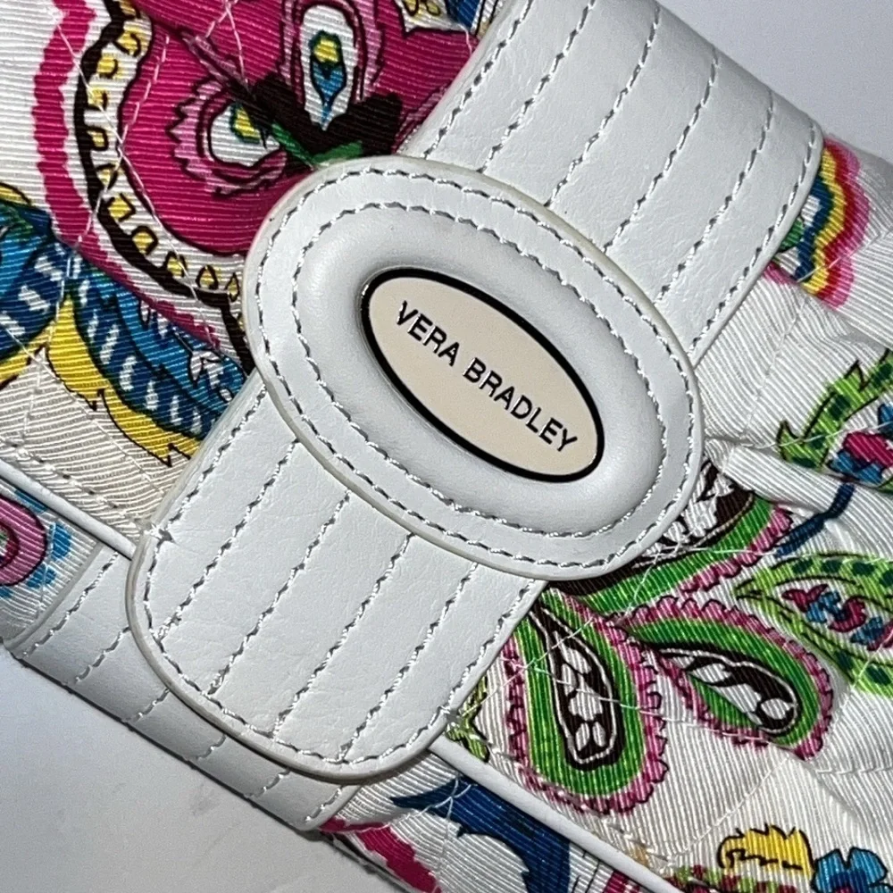 Vera Bradley Womens Wristlet Summer Purse